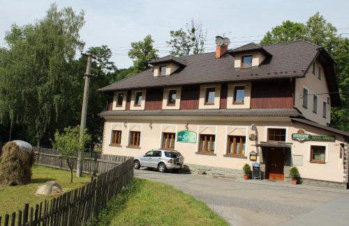 Komorni Lhotka House | Hotel Säntis