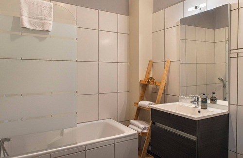 La Ferte-Saint-Cyr Hotel | Hotel Saint Cyr