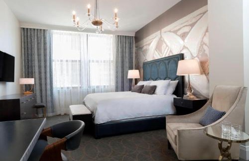Downtown St. Louis Hotel | Hotel Saint Louis, Autograph Collection