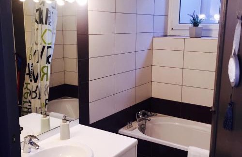 Saint-Donatien Hotel | Hotel Saint Yves