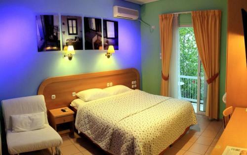 Loutraki-Agioi Theodoroi Hotel | Hotel Segas