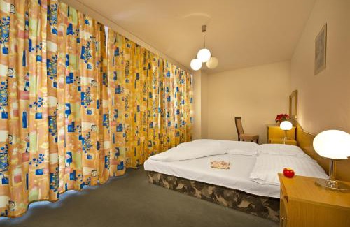 Tatranska Lomnica Hotel | Hotel SOREA URÁN