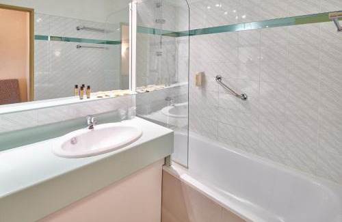 Aix-les-Bains Hotel | Hotel * & Spa Vacances Bleues Villa Marlioz