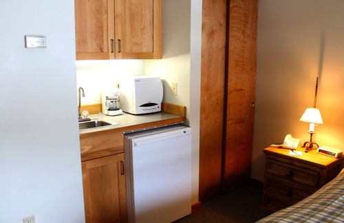 Whitefish Hotel | Hotel Style Room with Ski-In/Ski-Out Access