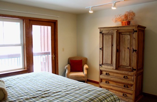 Whitefish Hotel | Hotel Style Room with Ski-In/Ski-Out Access