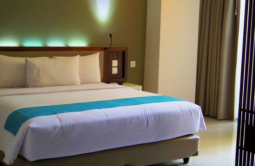 Downtown Kuta Hotel | Hotel Terrace at Kuta