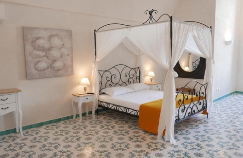 Ponza Hotel | Hotel Torre Dei Borboni