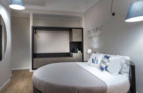 Alba Hotel | Hotel Vagabond