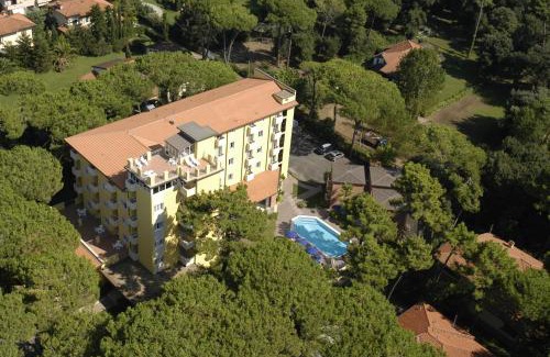 Marina di Pietrasanta Hotel | Hotel Venezia
