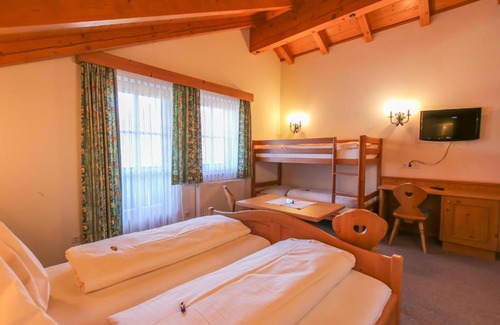 Lofer Hotel | Hotel - Wirts'haus "Zum Schweizer"