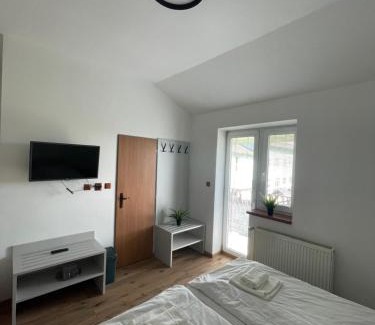 Senec Hotel | HOTEL ZELENÝ DVOR