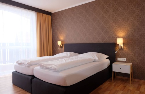 Kortelshutte Hotel | Hotel Zum Weissen Lamm