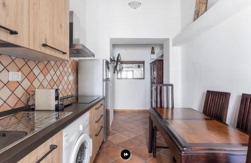 Sassari Apartment | Hotels Too - Home Amsicora