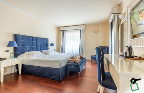 Livorno Hotel | HOTIDAY Room Collection - Livorno Mascagni