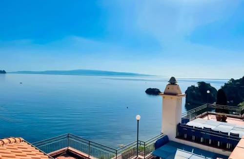 Spisone Hotel | HOTIDAY Taormina Mare