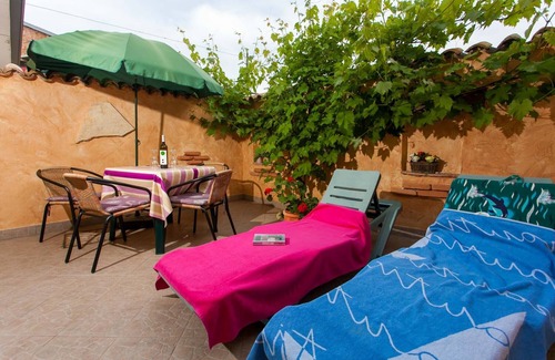 Kukci Apartment | Hous bungalow Lavendel with pool in Porec