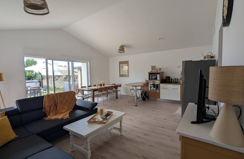 Jard-sur-Mer House | House - 10 minutes walk from the sea - 10 people with Spa