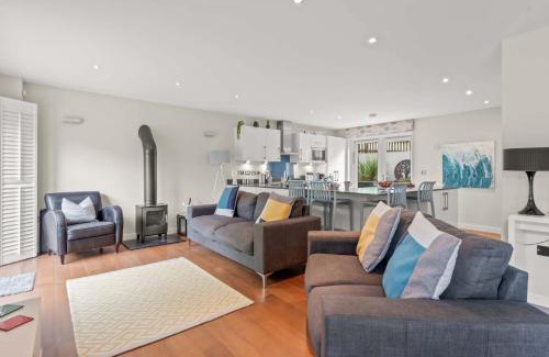 Talland House | House 11