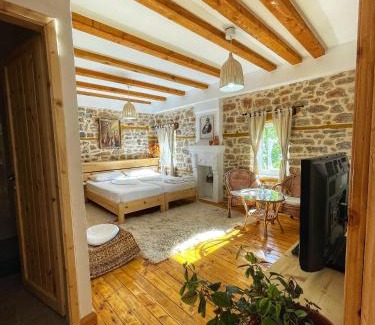 Lin Bed & Breakfast | House 1960