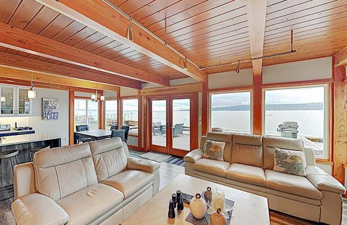 Camano Island House | House ∙ 4 bedrooms ∙ 14 guests