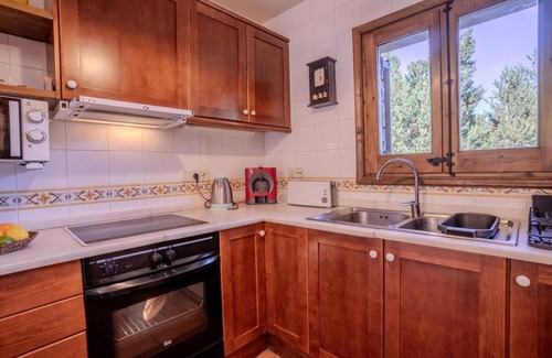 Alp House | House 4 rooms 10 Pax, Fireplace, Garden & BBQ on the Slopes