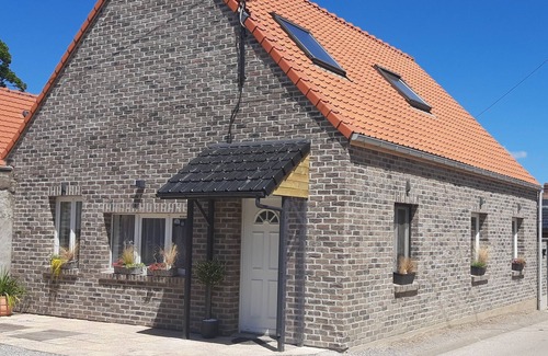 Landrethun-les-Ardres House | House 4pers center village calm and relaxation!