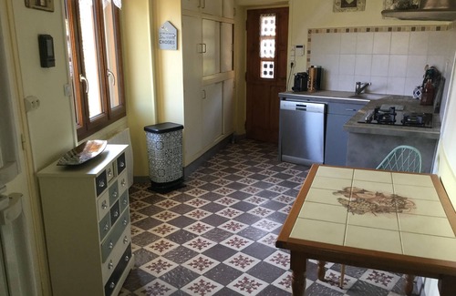 Cendras House | HOUSE 6 persons + 2 children At the foot of the Cévennes 2500 m² fenced garden