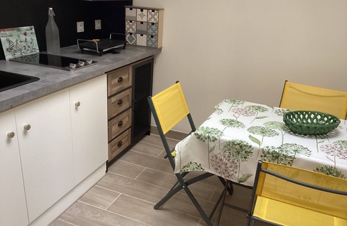 Cendras House | HOUSE 6 persons + 2 children At the foot of the Cévennes 2500 m² fenced garden