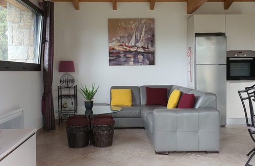 Lumio House | House 60 m2 Nice amenities, swimming pool, jacuzzi, near Calvi beach airport