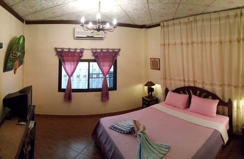 Rayong Bed & Breakfast | House Bali 26-1 Double bed