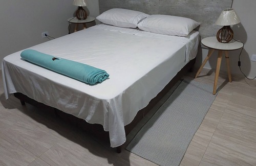 Londrina House | House