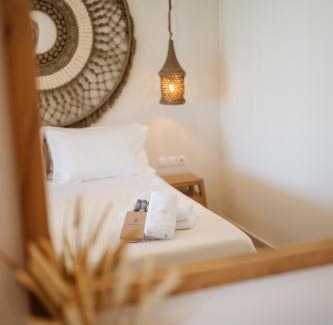 Agios Georgios Pagon House | House Eleni