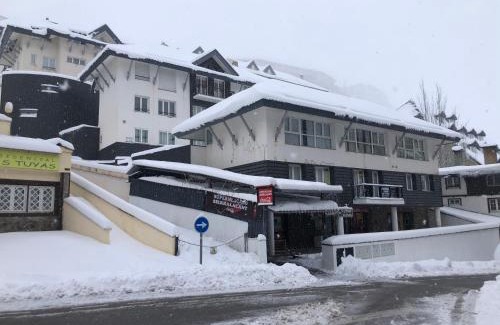 Pradollano Apartment | HOUSE ESTUDiO FAMiLiAR 6 PAX WIFI