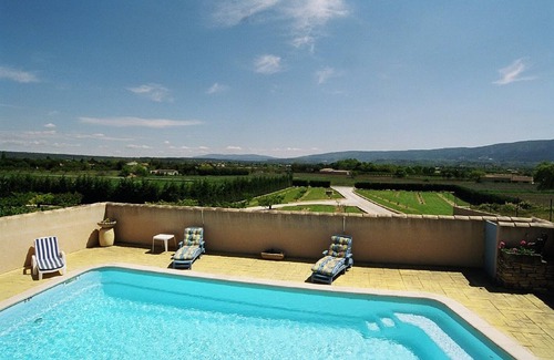 Cabrieres-d'Avignon House | House for rent near Gordes