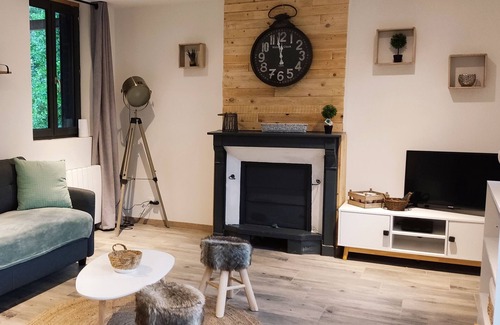 La Riviere-Saint-Sauveur House | House in the countryside with Finnish bath and private pond