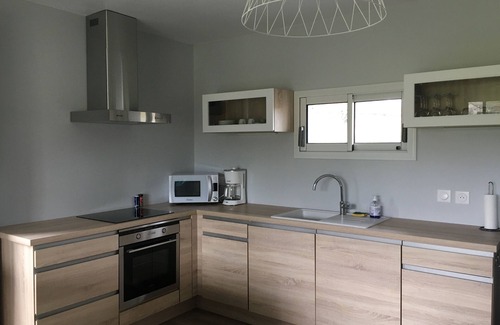 Varetz House | House