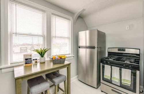 Old Brooklyn House | House Hotels - Henninger Upper
