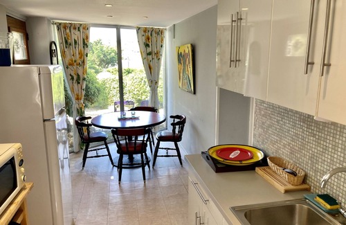 Carry-le-Rouet House | House in Carry le rouet on the seafront (30 metres) with enclosed garden