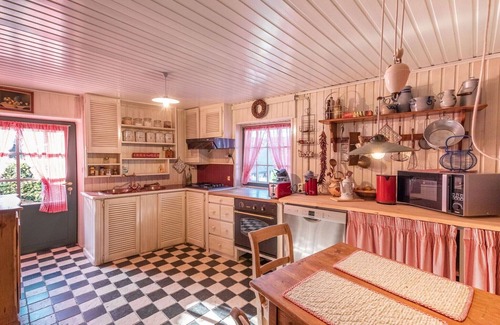 Grand Coo House | House in Coo near Famous Waterfalls