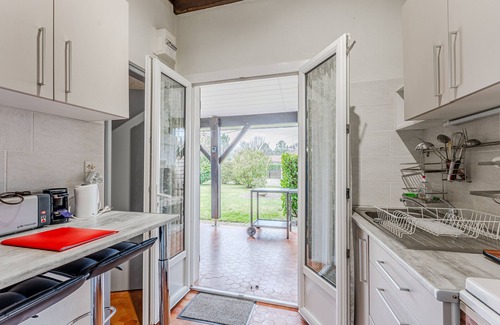 Sanguinet House | House in Sanguinet for 3 people, 200m from lake, terrace and garden