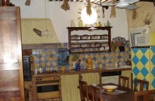 Fontaine-de-Vaucluse House | House in the village in a haven of peace and greenery. Rest !!