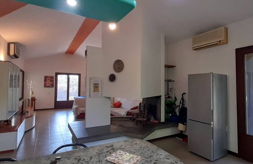 San Vero Milis House | House in the green between sea and countryside