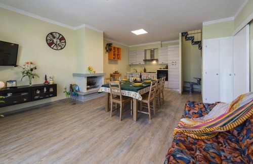 Morrona House | House in the heart of Tuscany, ideal for families or groups of friends