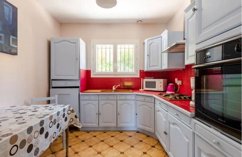 Auriol Villa | House in the heart of Provence, in Sainte Beaume, ideal for families