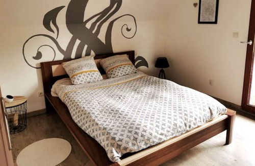 Escuilles House | House “LA CHOUQUETERIE” Escoeuilles – 7 people