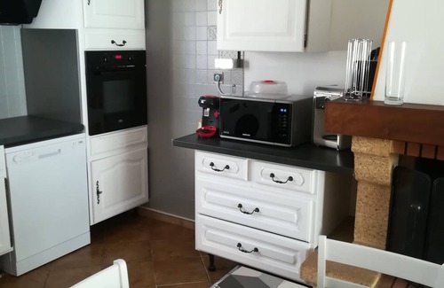 La Turballe House | House LA TURBALLE 10 persons beach 5 mn walk and 8 mn from center and port