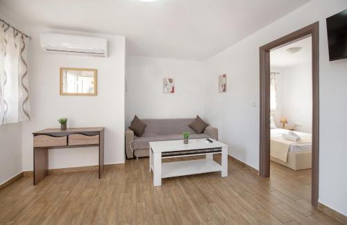Potos Apartment | House Litsa 3