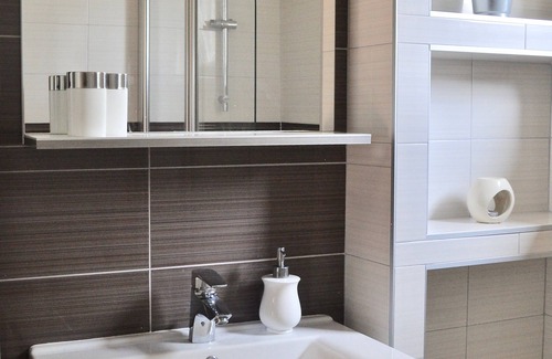 Banjole House | House near the sea with garden