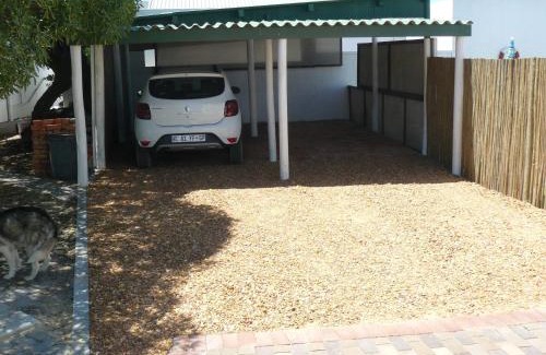 L'Agulhas Apartment | House of 2 Oceans