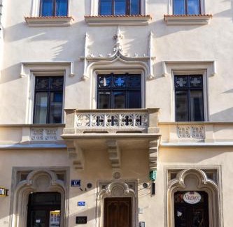Stare Miasto Apartment | House of Frida
